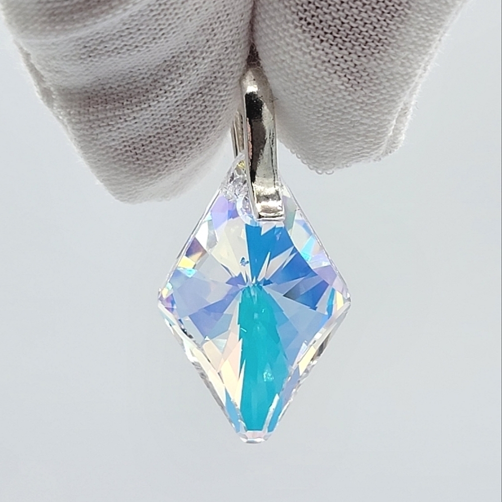 Swarovski Elements Pendant Opt. A #2320